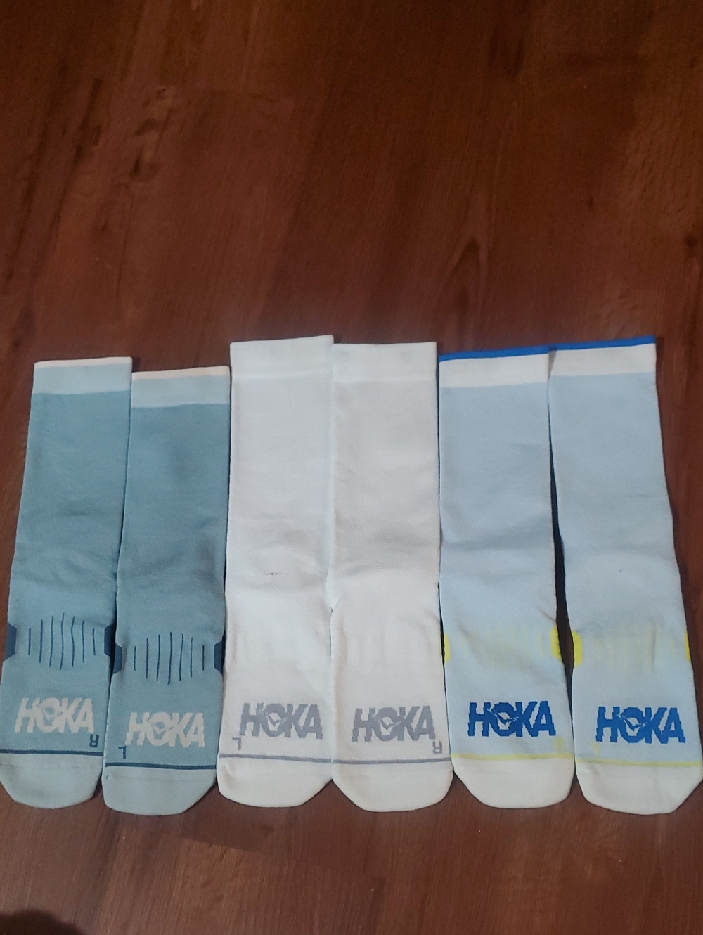 Hoka Compression Unisex Crew Athletic Socks in White and Light Blue